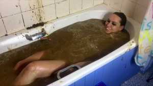 omg-sexy-gothic-girl-gunged-in-custard-a