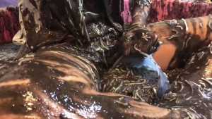 spaghetti-gunge-clingfilm-and-mud_21.jpg