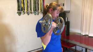 super-fit-sexy-gym-girl--naughty-workout
