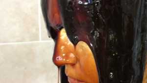 wet-not-to-wear-for-chocolate-topping_43